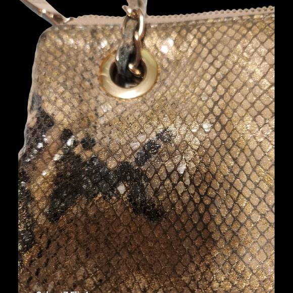 DKNY Beige Gold Snake Print Convertible Shoulder/ Crossbody Bag With Chain Strap - Picture 16 of 16